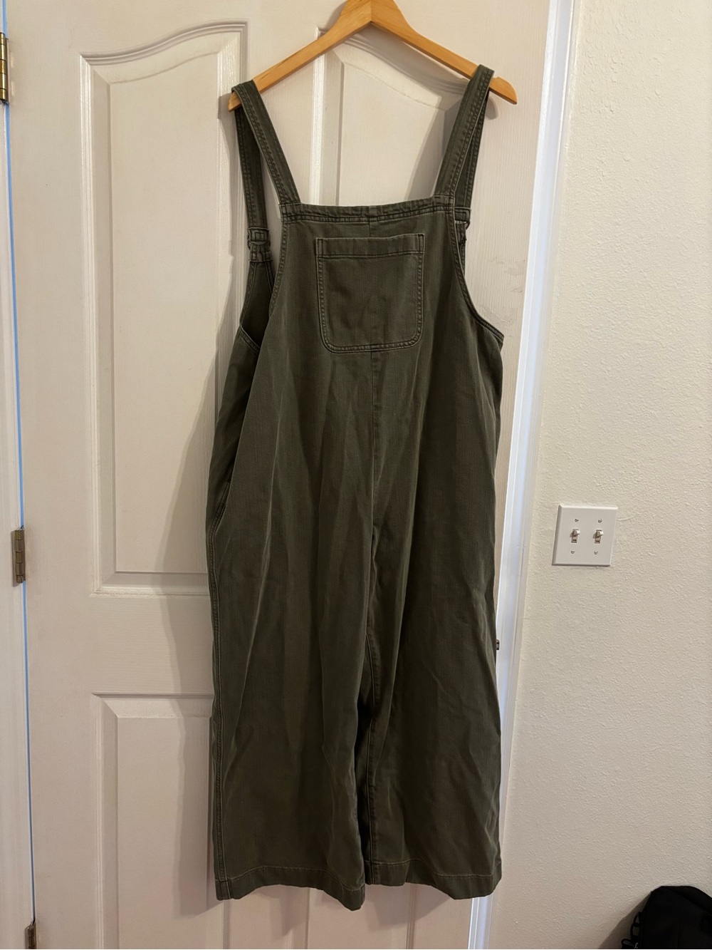 Olive Green Wide-Leg Overalls Jumpsuit American Eagle